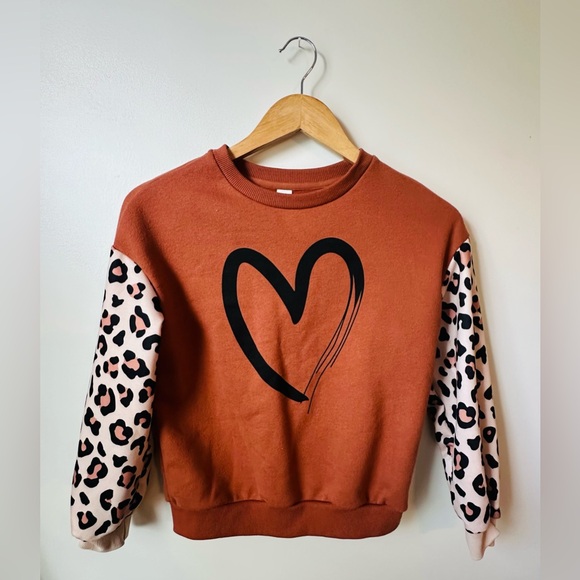 SHEIN Other - Leopard Print Heart Crewneck Sweatshirt